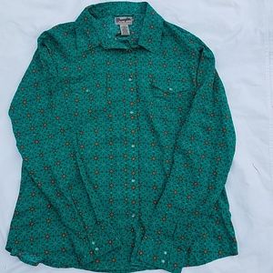 Wrangler Pearl snap long sleeve Size XL